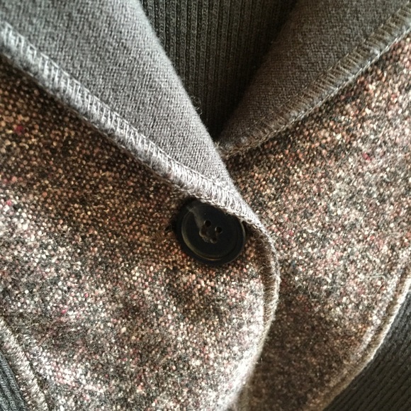 Jones NY two toned brown sweater jacket petite - Picture 8 of 9